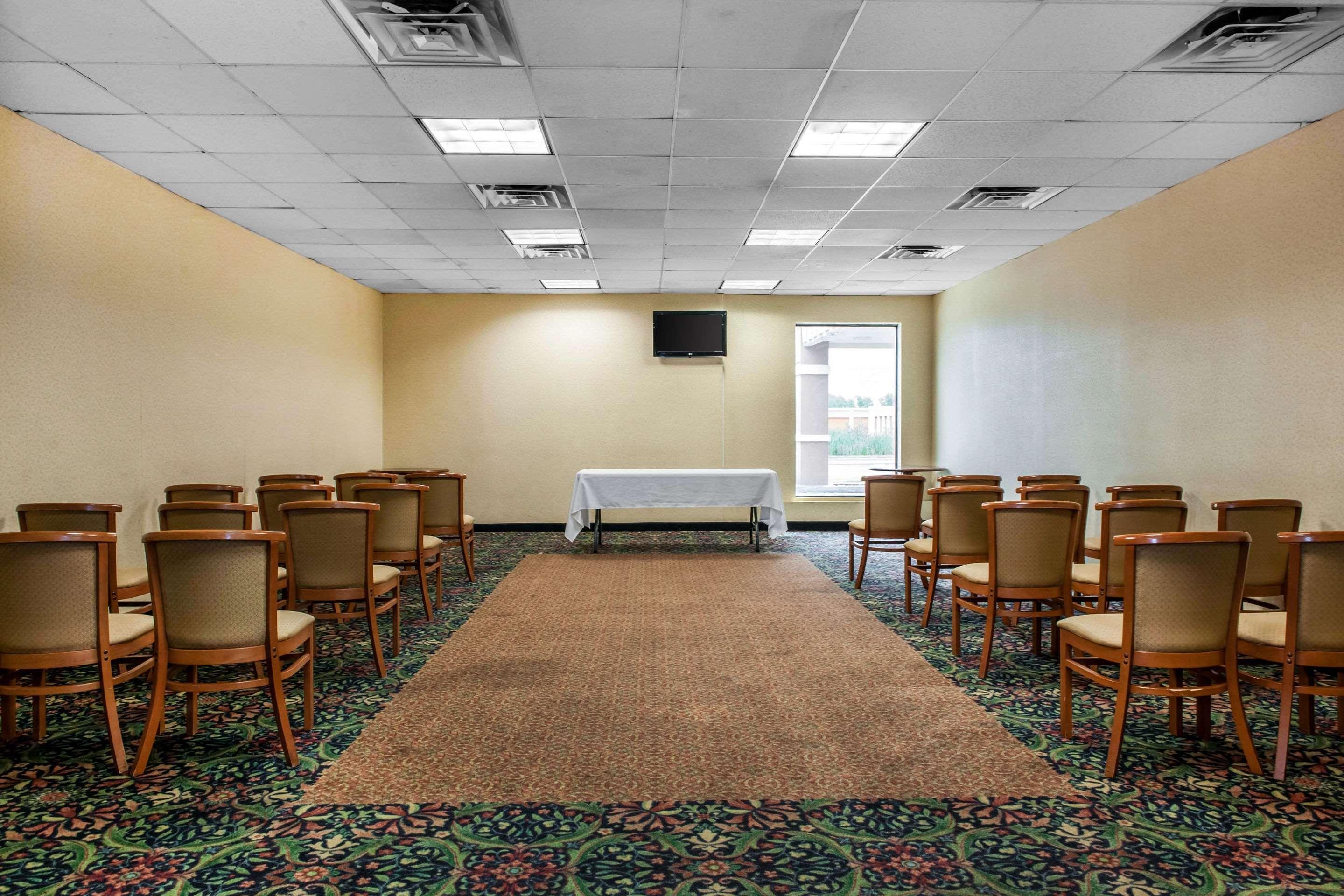 Days Inn And Suites By Wyndham Hammond, In Buitenkant foto