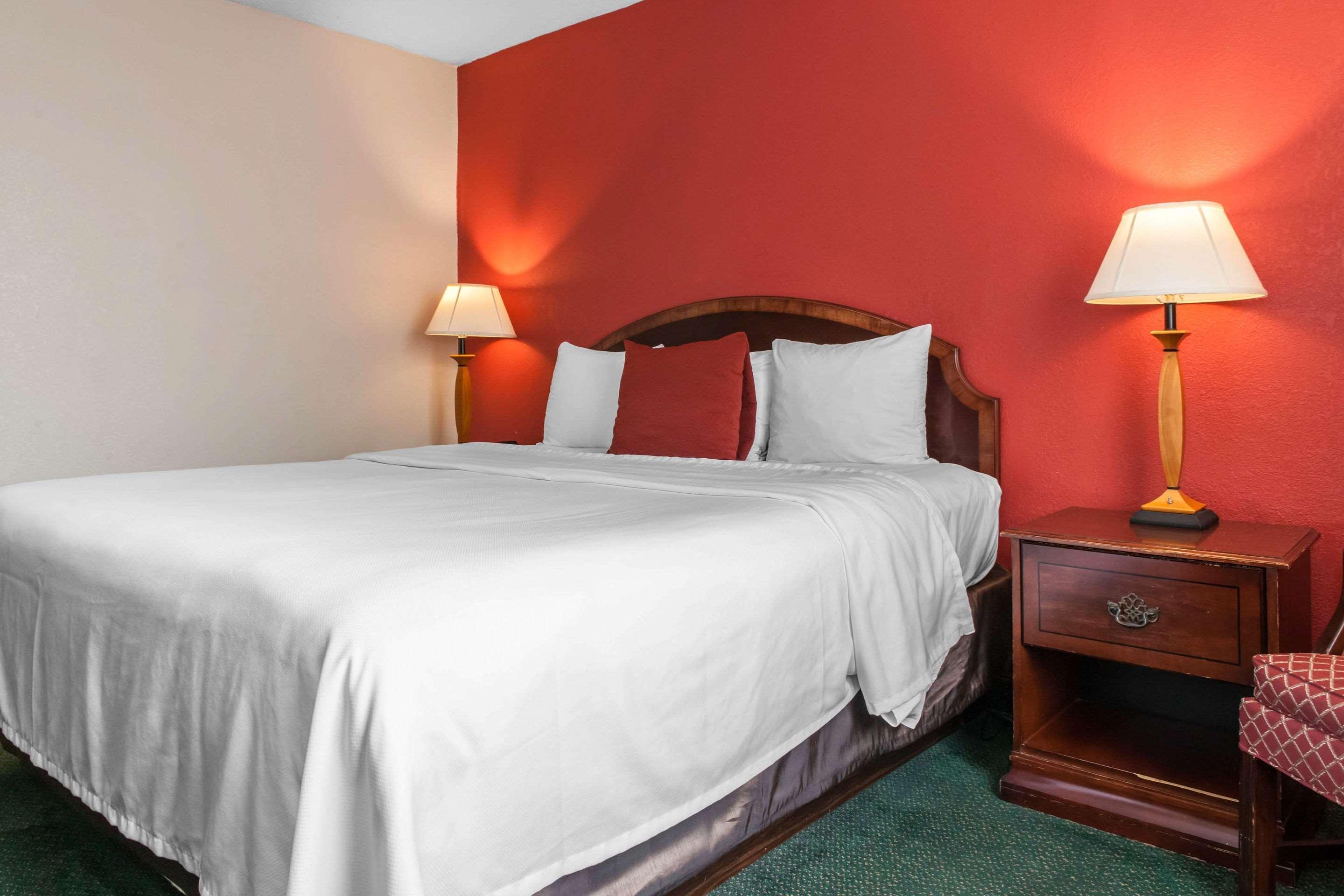 Days Inn And Suites By Wyndham Hammond, In Buitenkant foto